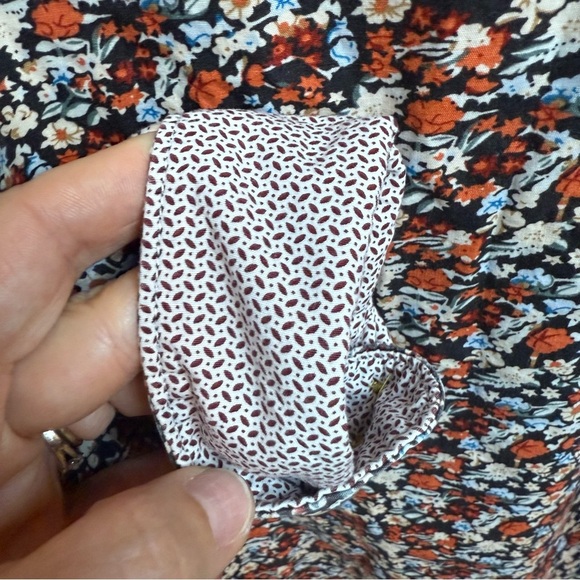 Denim & Flower | Brown Floral Button Down Shirt | Sz M - Picture 7 of 10